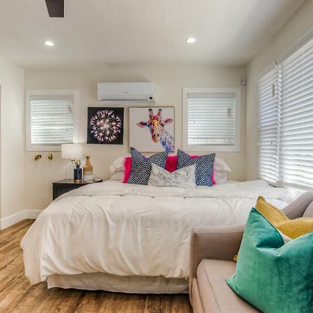 Long Beach Studio Suites エクステリア 写真