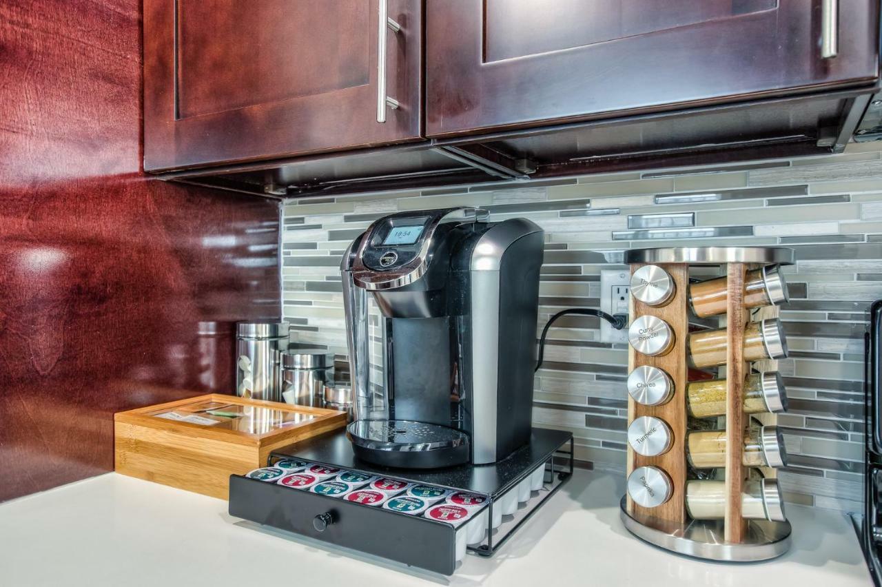 Long Beach Studio Suites エクステリア 写真