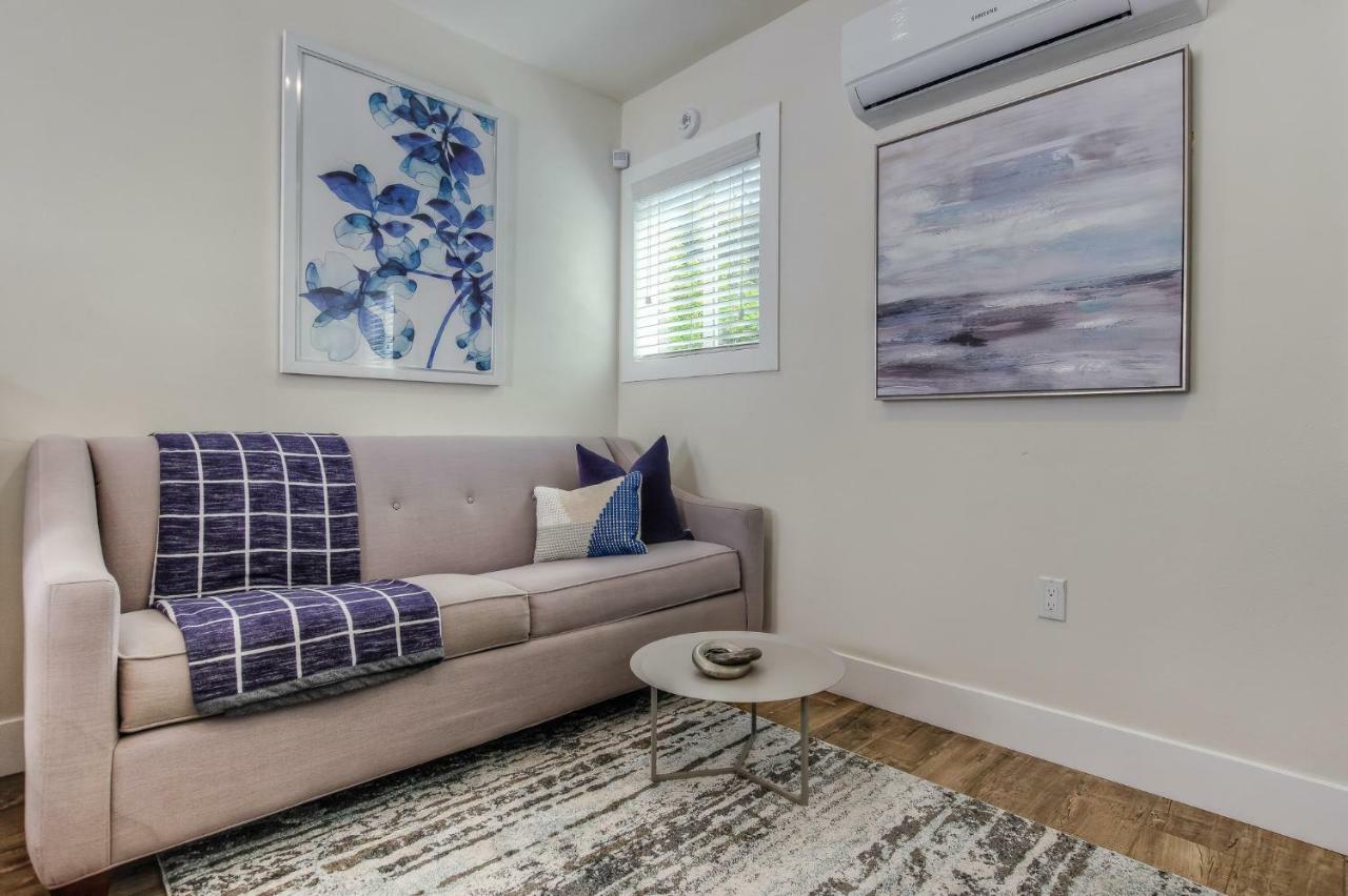 Long Beach Studio Suites 部屋 写真